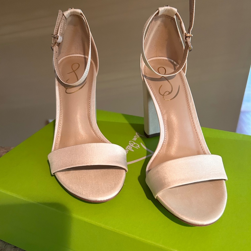 Sam Edelman Yaro Pearl Ivory Satin block heels 6.5